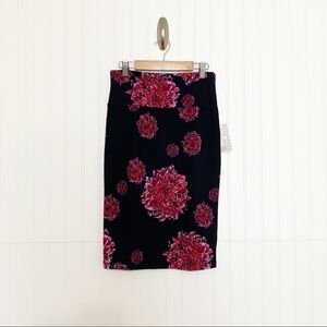 Lularoe Navy Fuchsia Floral Pencil Cassie Skirt